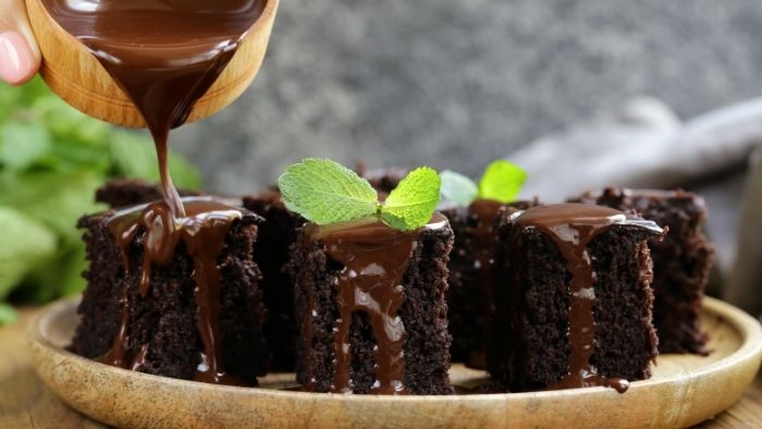 You are currently viewing 4 Receitas de Bolo de Chocolate Fit